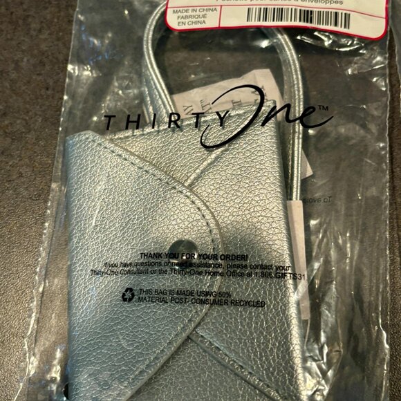 LOT OF 2 Thirty One Envelope Card Pouch Silver Metallic Smooth Pebble New In Bag - Picture 8 of 8